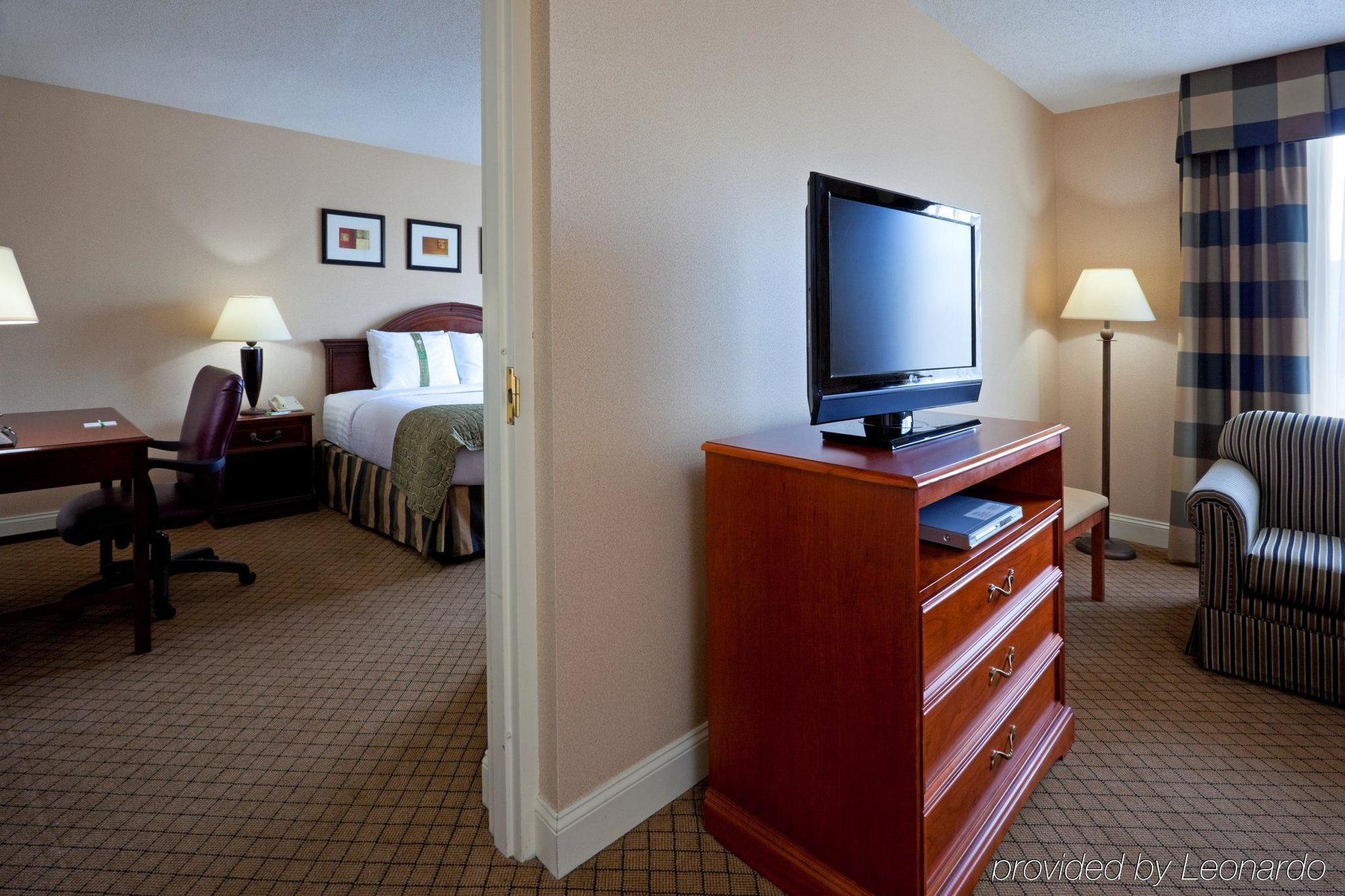 Holiday Inn Saratoga Springs By Ihg Habitación foto